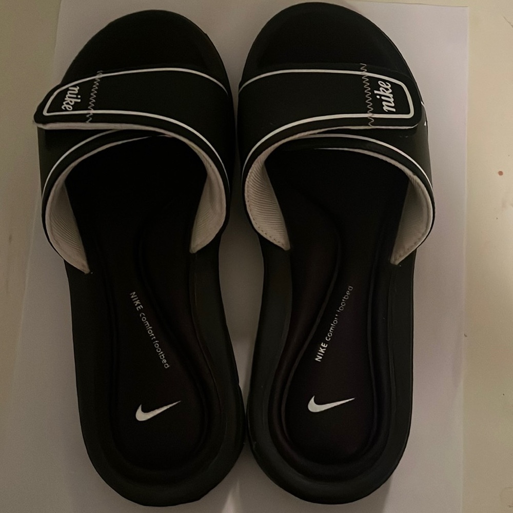 Nike Cushioned Slides- Black/White